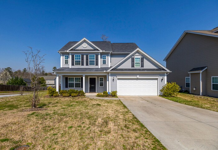 Primary Photo - 401 Gibby Ln