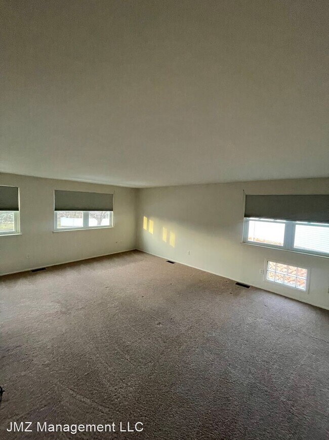 Building Photo - 3 br, 2 bath House - 42195 Park Ridge Rd