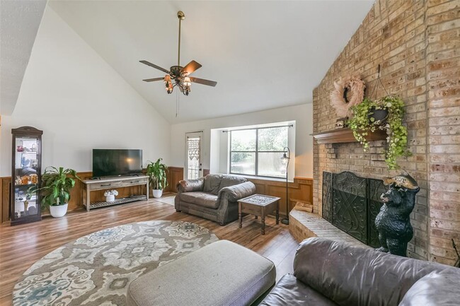 Foto del edificio - 19603 Pine Cluster Ln
