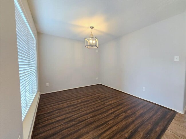 Foto del edificio - 1423 Stone Bluff Dr