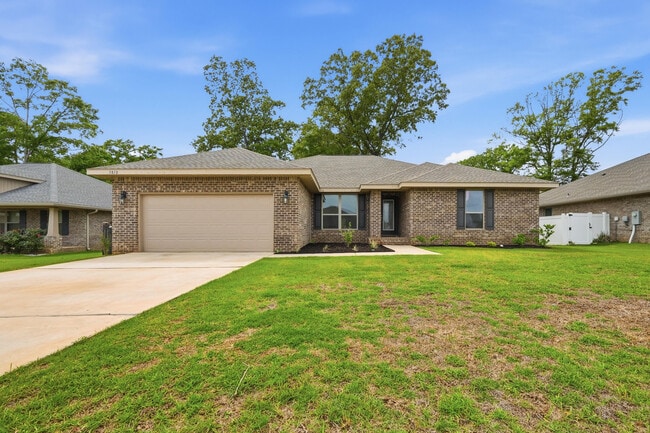 Building Photo - 5810 Crestlake Dr