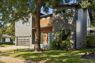 Building Photo - 8546 Glencrest Ln