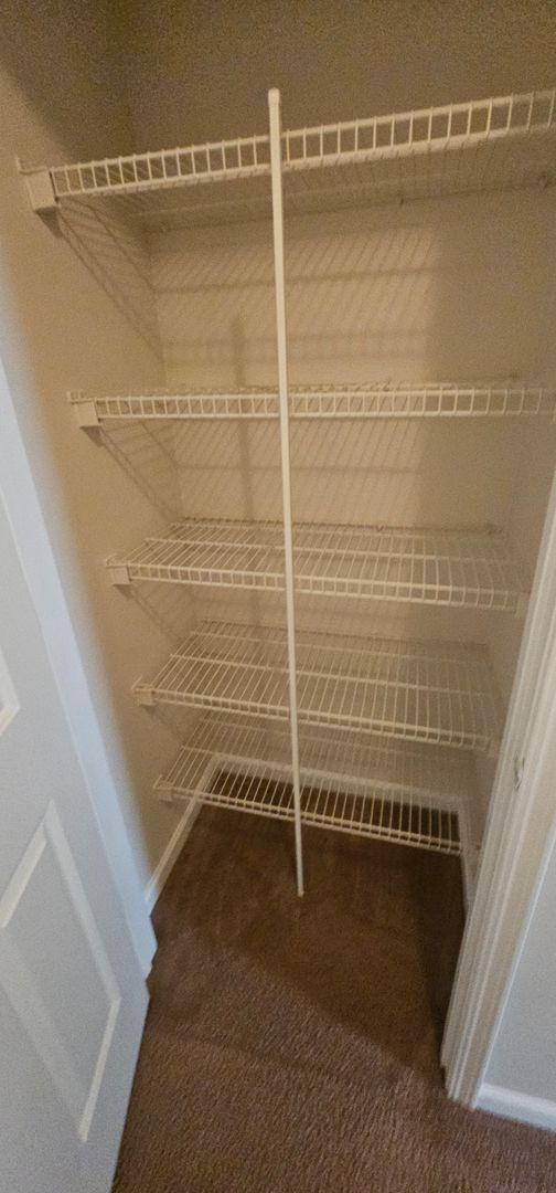 Building Photo - 2 Bedroom 2 Bath Coming soon!!