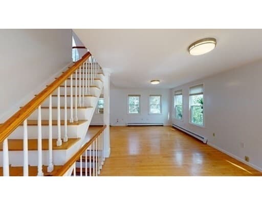 Building Photo - 21 Albemarle Ave