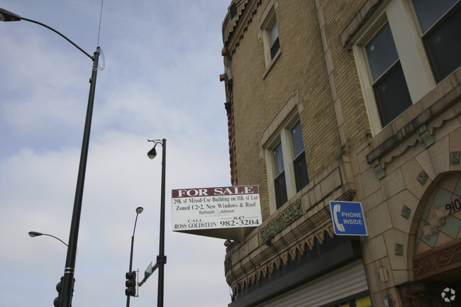 Building Photo - 9101-9109 S Ashland Ave