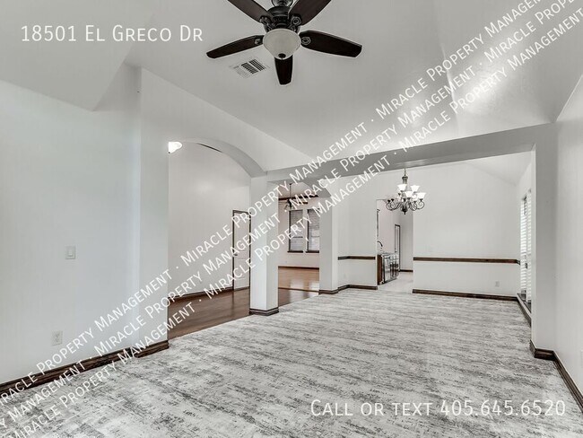 Foto del edificio - 18501 El Greco Dr