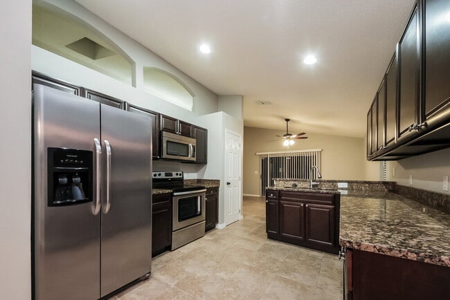 Foto del edificio - 4307 Bayside Dr