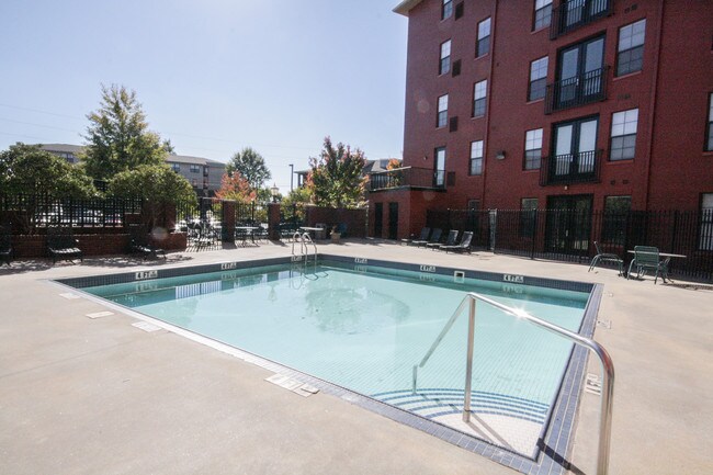 Building Photo - InTown Lofts