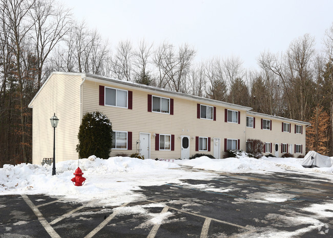 Fairground Village Apartments - Ballston Spa, Ny 