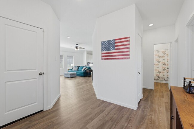 Foto del edificio - 651 Spring Ashberry Ct