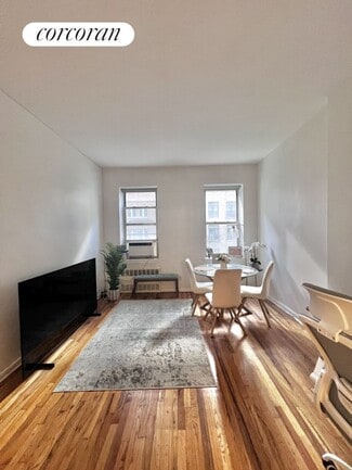 Building Photo - 48 W 55th St