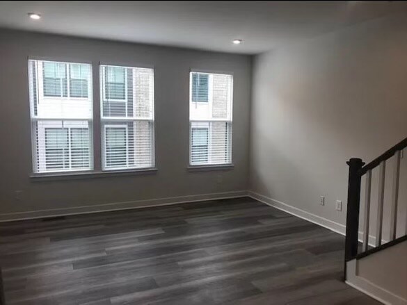 Foto del edificio - 1220 Gleason Wy