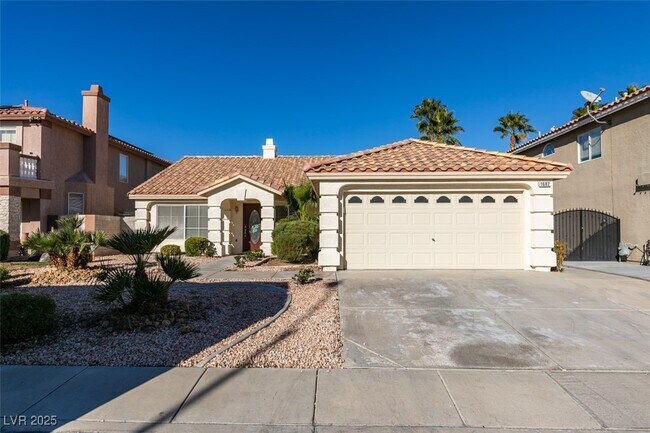 Foto del edificio - 1682 E Graystone Canyon Ave