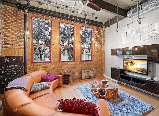 Foto del edificio - 1501 W Horatio St