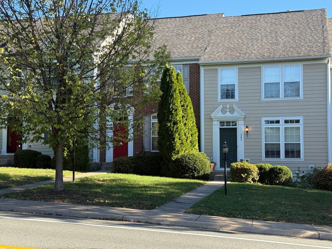 Foto del edificio - 341 Rolkin Rd