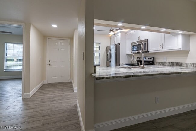 Foto del edificio - 2562 Kings Lake Blvd
