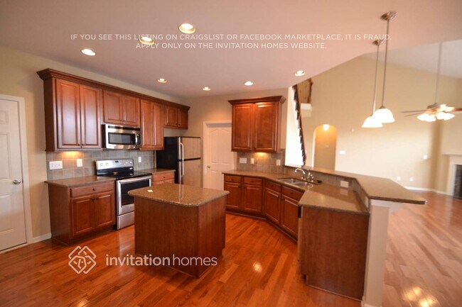 Building Photo - 9028 Linslade Way