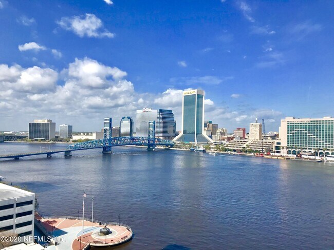 Foto del edificio - 1431 Riverplace Blvd