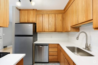 Building Photo - 6024-6026 W 35th St