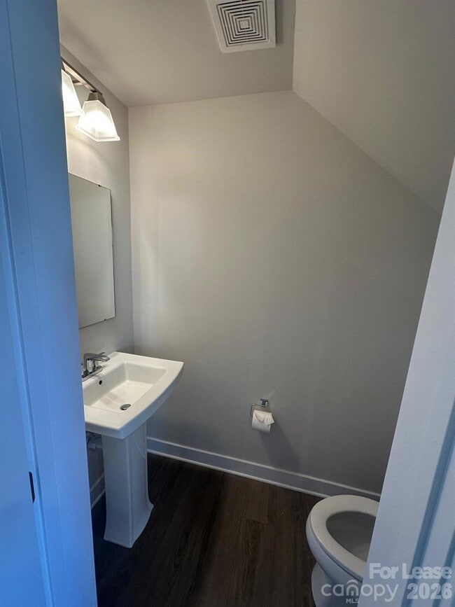 Foto del edificio - 9953 Violets Dream St NW