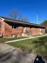 Building Photo - 16490 S Seymour Rd