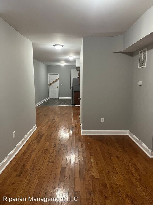 Building Photo - 3 br, 2 bath House - 607 E 38th Street