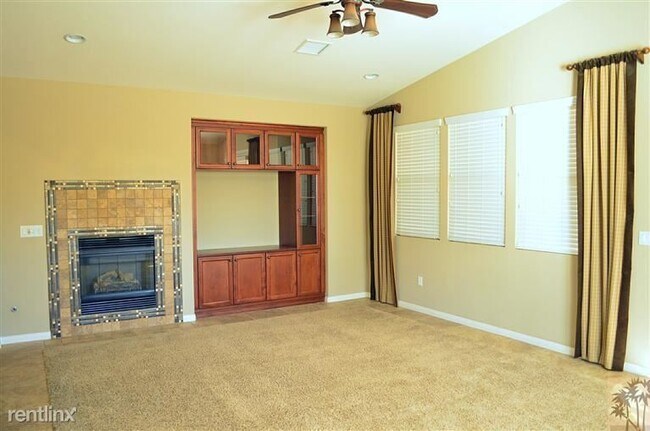 Building Photo - 3 br, 2 bath House - 51062 Sorrel Ct