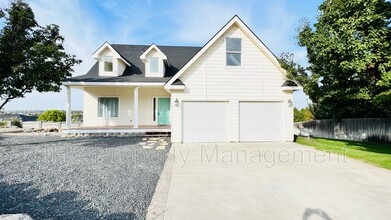 Building Photo - 5131 Milky Way Building Photo - 5131 Milky Way