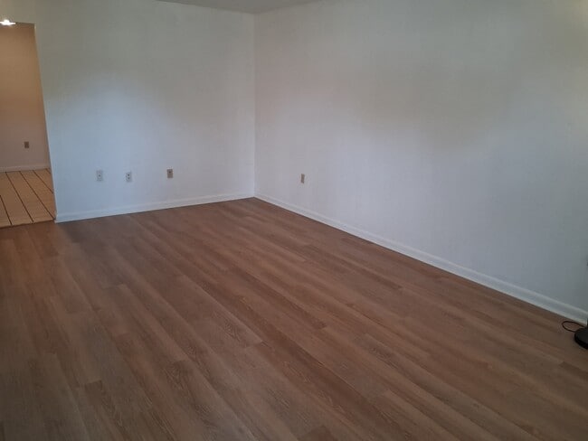 Building Photo - 5649 Cherry Wood Cir