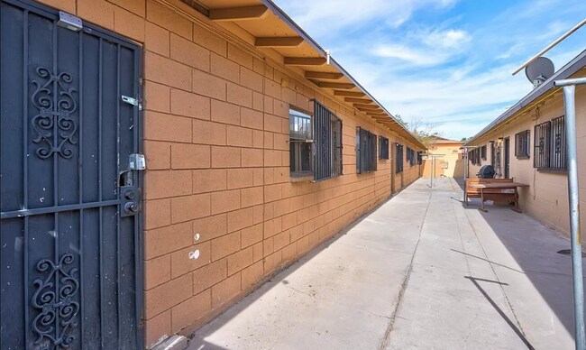 Foto del edificio - 2519 Carroll St