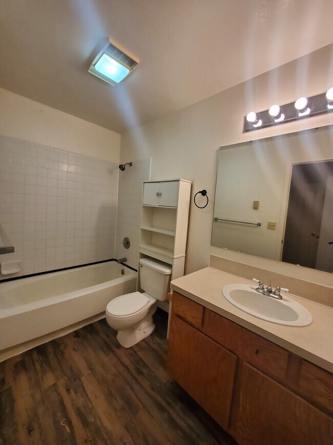 Foto del edificio - 2136 Meppen Dr