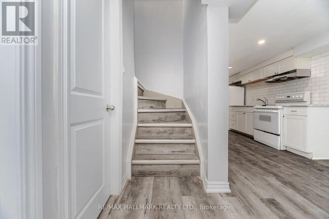 Building Photo - 88 Bernick Dr