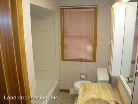 Building Photo - 5158 Edgewater Dr