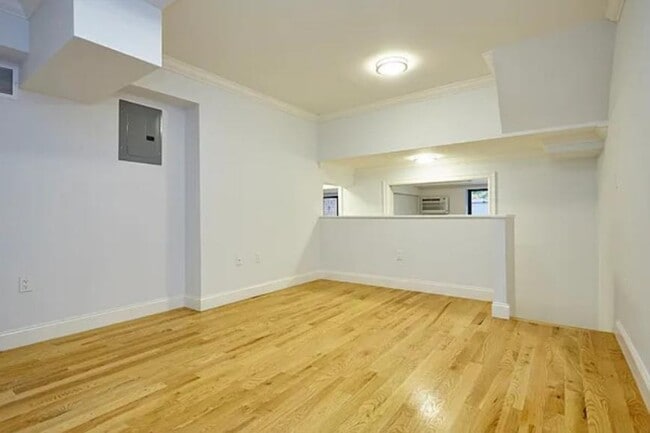 Building Photo - 2 bedroom in New York NY 10010