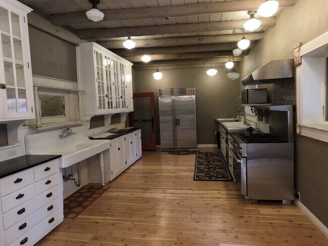 Foto del edificio - 7218 4th St NW A