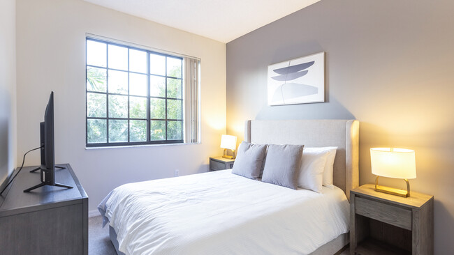 Foto del edificio - 5475 Enclave Crossing Way