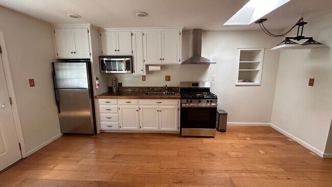 Foto del edificio - 22148 Crystal Falls Dr W