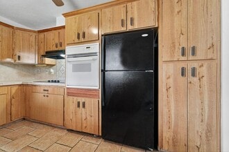 Building Photo - 14965 Palmwood Rd