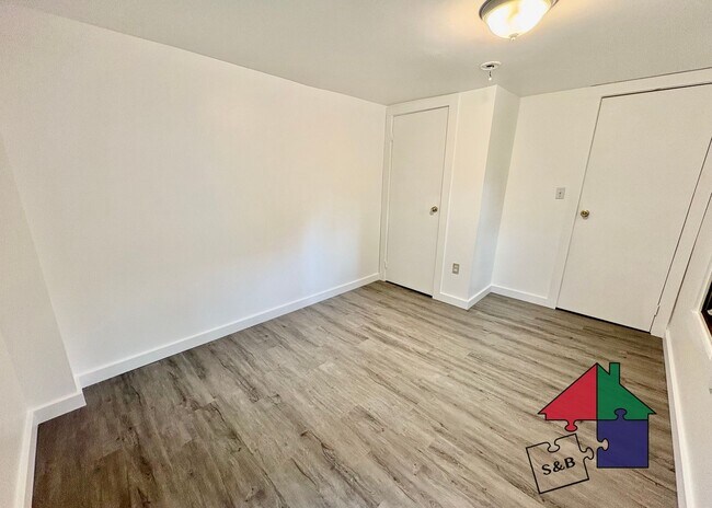 Foto del edificio - 214-216 Pine St