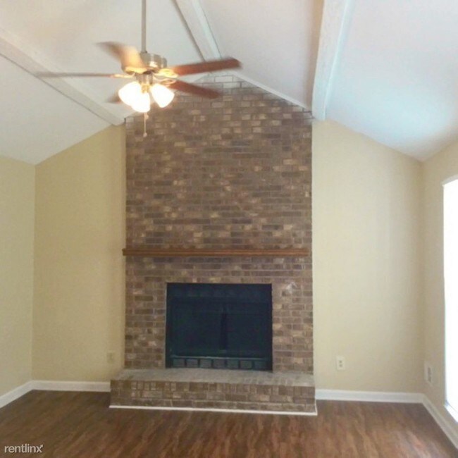 Foto del edificio - 149 Glenshannon Dr