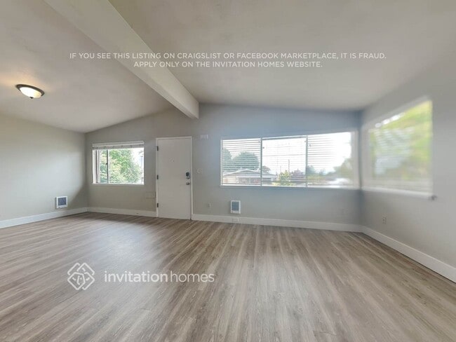 Foto del edificio - 1131 Lenore Dr