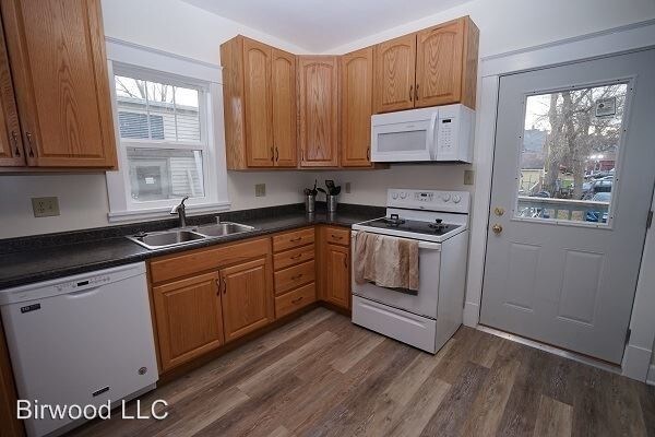 Foto del edificio - 4 br, 1 bath Apartment - 116 S. Orchard St.