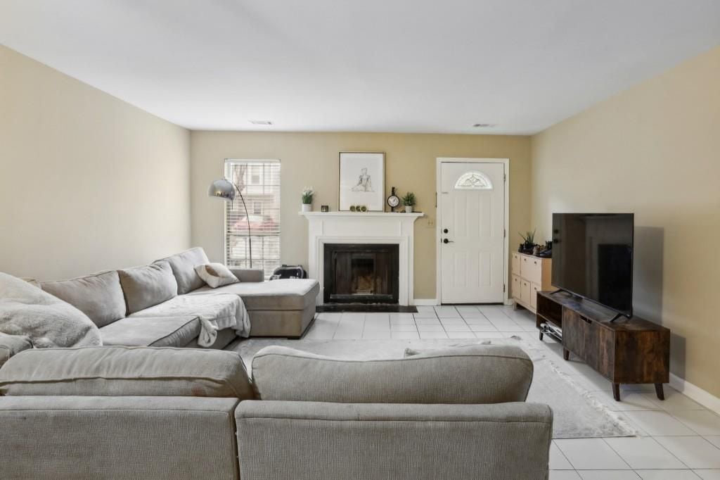 Building Photo - 1535 Lancashire Pl