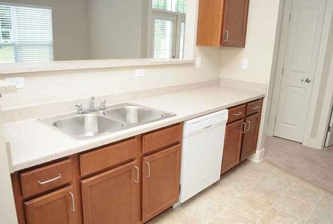 Building Photo - Traditions at Burns Harbor Apartment Homes