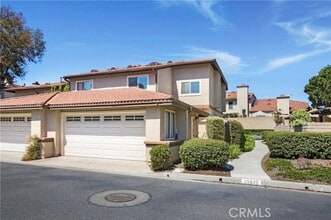 Building Photo - 25625 Bridgewater Ln