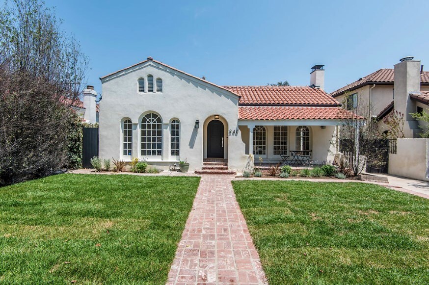 246 N Beachwood Dr, Los Angeles, CA 90004 House for Rent in Los