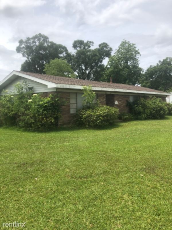 Foto del edificio - 4 br, 2 bath House - 201 W Mcneese St