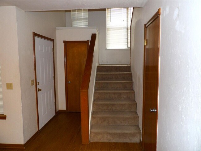 Foto del edificio - 1204 NW Columbia Ave