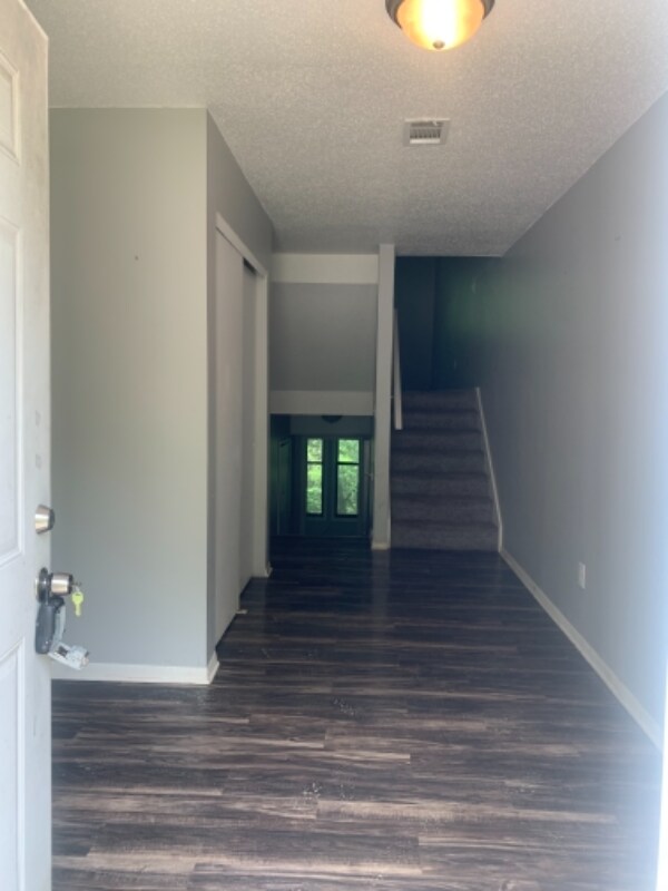 Foto principal - 3205 Schuetzen Ln