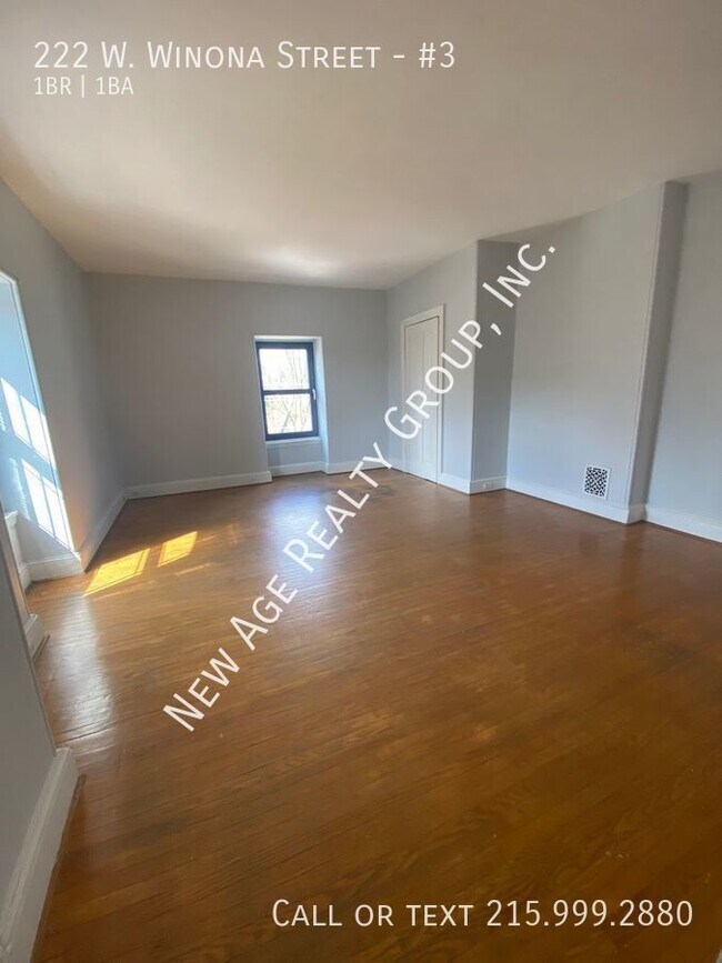 Foto del edificio - Welcome to 222 W Winona Street!